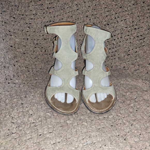 FIORENTINI & BAKER-Light Green Suede-Dbl Buckle-Heeled Sandals-Sz 38-Excellent - Picture 3 of 7